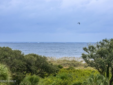 Beautiful ocean views from this updated villa. Incredible