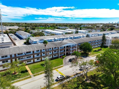 l Bedroom, 1 Bath 55+ community condo centrally located and a