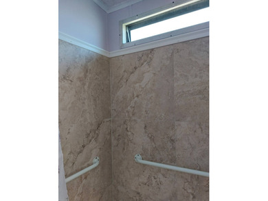 COME SEE THIS SPACIOUS WELL LAYED OUT HOME. ENTER THROUGH THE