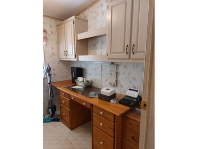 COME SEE THIS SPACIOUS WELL LAYED OUT HOME. ENTER THROUGH THE