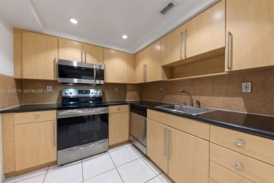 Light-filled 950 sq ft unit in Bay Harbor Islands,  Over sized 1
