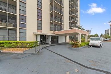 Exclusive 1-bedroom, 1.5-bathroom condominium in Aventura