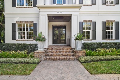 Welcome to this stunning, sophisticated and impeccably