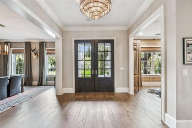 Welcome to this stunning, sophisticated and impeccably