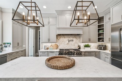 Welcome to this stunning, sophisticated and impeccably