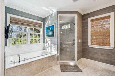 Welcome to this stunning, sophisticated and impeccably