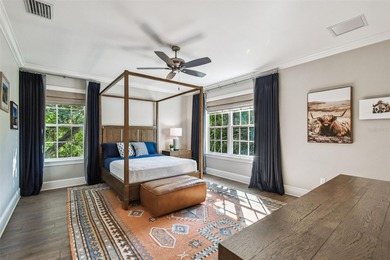 Welcome to this stunning, sophisticated and impeccably