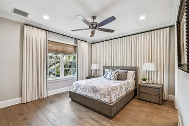 Welcome to this stunning, sophisticated and impeccably