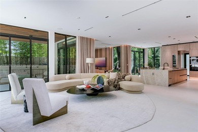 Welcome to CASA GRANDE, a dramatic 7BD/7BA modern residence