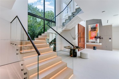 Welcome to CASA GRANDE, a dramatic 7BD/7BA modern residence