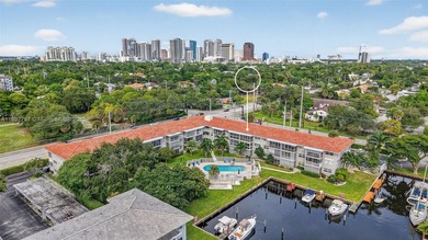 Top-floor unit w/ screened patio over peaceful water & pool