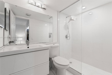 Beautifully updated 2-bedroom, 2-bath  Apartment. Prime Location