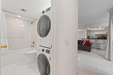 Beautifully updated 2-bedroom, 2-bath  Apartment. Prime Location