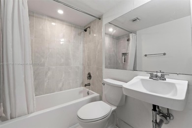 Beautifully updated 2-bedroom, 2-bath  Apartment. Prime Location