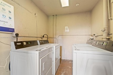 Beautifully updated 2-bedroom, 2-bath  Apartment. Prime Location