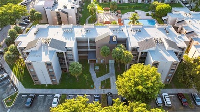 Beautifully updated 2-bedroom, 2-bath  Apartment. Prime Location