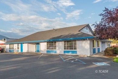 Excellent income-producing property with strong tenants already