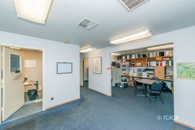 Excellent income-producing property with strong tenants already