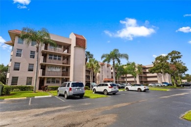 LOWEST PRICED THREE BEDROOM UNIT!! TOP SCHOOL DISTRICT! Spacious