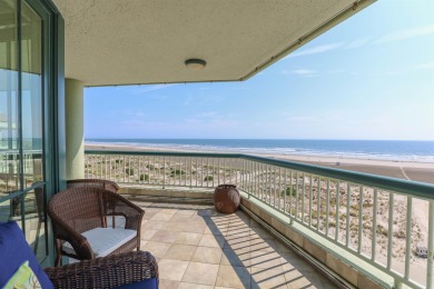 Wake up to the soothing sounds of the ocean and take in the