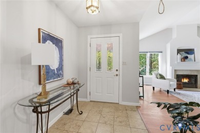 This is a lovely waterfront cottage that seems perfect for both