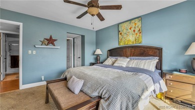 101 Circle Edge #20-3A in Lake Ozark offers a light-filled