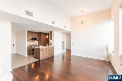 Welcome to the pinnacle of luxury living at Port Imperial!