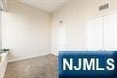 Welcome to the pinnacle of luxury living at Port Imperial!