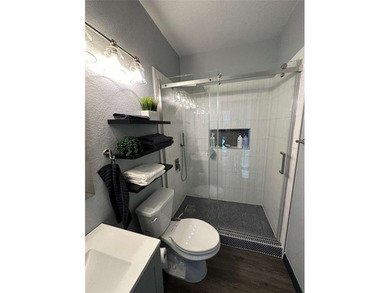 Bathed in natural light and nestled in the heart of Long Beach