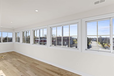 Black Duck Nest. Penthouse Level. Elevated Luxury Living in the