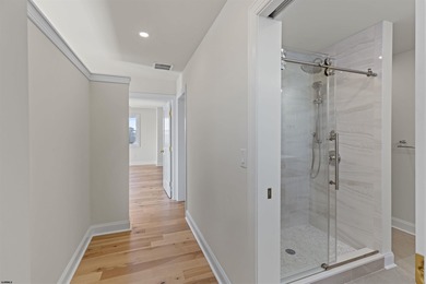 Black Duck Nest. Penthouse Level. Elevated Luxury Living in the