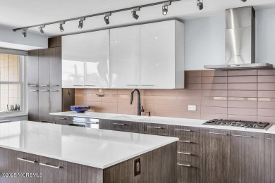 Where Manhattan sophistication meets ''Hollywood East'' glamour