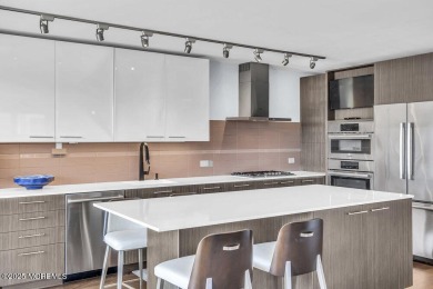 Where Manhattan sophistication meets ''Hollywood East'' glamour