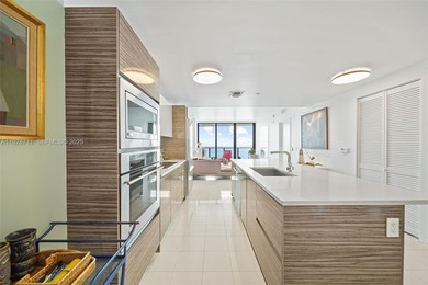 Residence 3904 at Iconbay. Enjoy the amazing Biscayne Bay Views