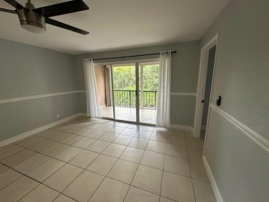 !! FANTASTIC LOCATION. ** condo in the heart of Coral Springs