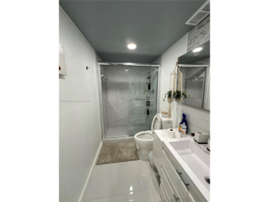 This charming 2-bedroom, 2-bathroom apartment in Arlen House