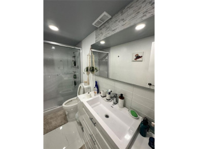 This charming 2-bedroom, 2-bathroom apartment in Arlen House