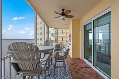 Luxury Riverfront Living Just Minutes from Downtown Fort Myers