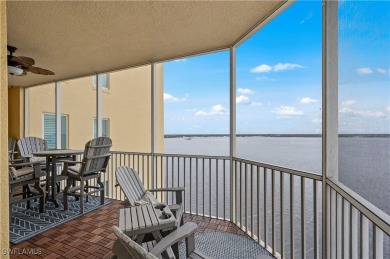 Luxury Riverfront Living Just Minutes from Downtown Fort Myers