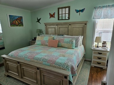 OUTSTANDING 2 BEDROOM 2 BATH HOME IN THE BEAUTIFUL FOREST VIEW