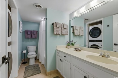 Penthouse living with a stunning oceanfront view in the Windy