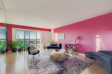 Winston Towers Condo for Sale! VERY MOTIVATED SELLER! Large