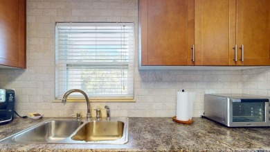 BEAUTIFULLY RENOVATED 2-BEDROOM CONDO NEAR CLEARWATER BEACH