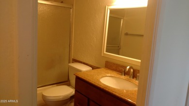 MOTIVATED OWNERS! Updated condo located on 5th floor in Popular