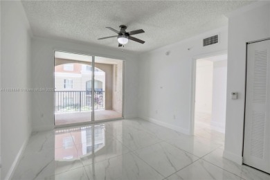 Turnkey 2-Bedroom Gem in the Heart of Sunny Isles! Welcome to