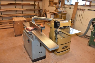 One of the largest units in this complex, owner occupied for 30