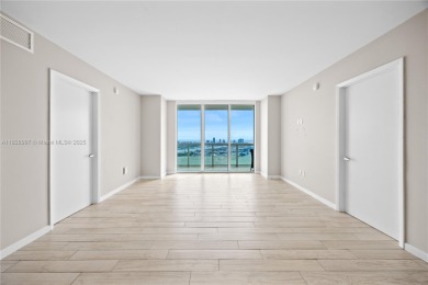 Spectacular luxury apartment located in one of Downtown Miami's