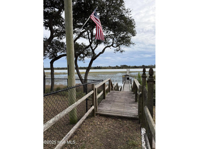 Well maintained doublewide with lots of upgrades in ICW