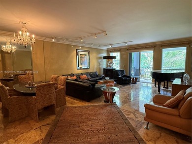 SPACIOUS & CHARMING 2BEDROOM/2BATH RESIDENCE IN MEDITERRANEAN