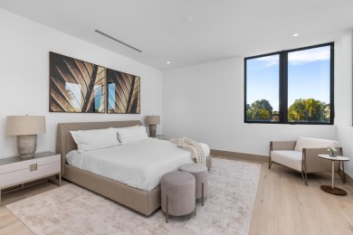 Brilliantly staged in Boca Raton's prestigious Golden Harbour